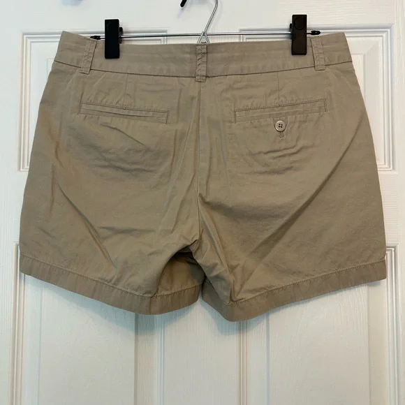 J. Crew Women's Tan Chino Shorts - Picture 4 of 5